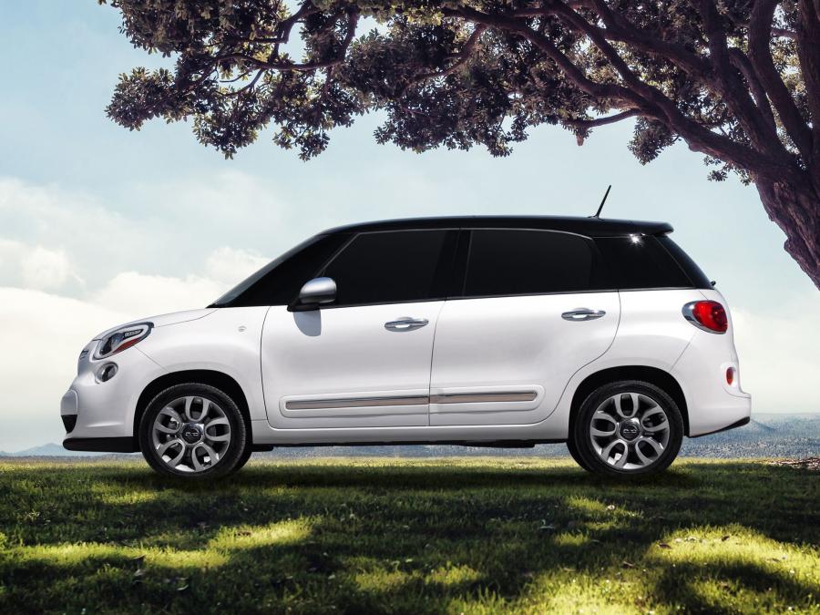  Fiat 500L 2013 года  (US) (фото 26 из 40)